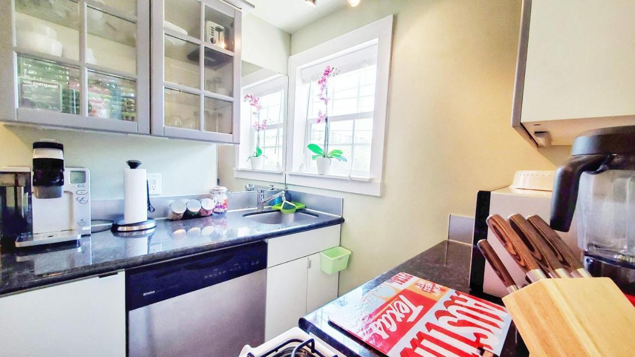 Ut Moody Center Downtown Eco Pecan Tree House Free Wifi Parking Quiet Office Austin Exterior foto